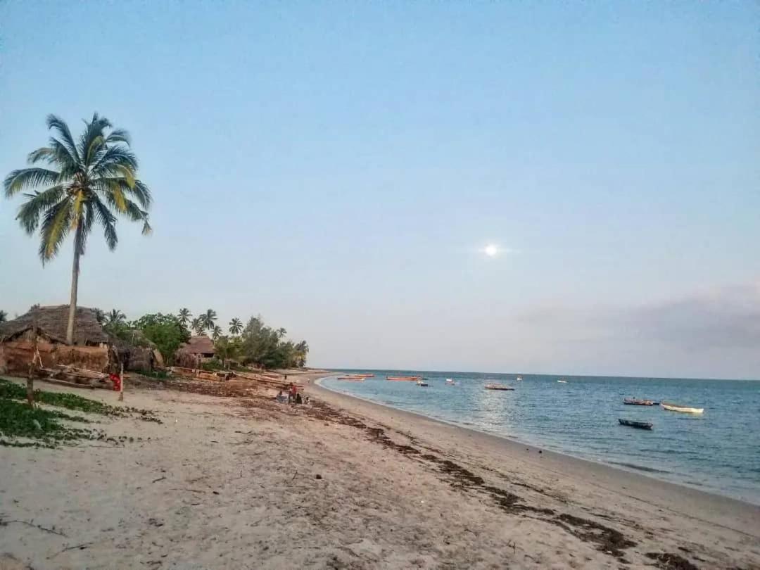 Ushongo Beach Bandas Pangani Exterior photo