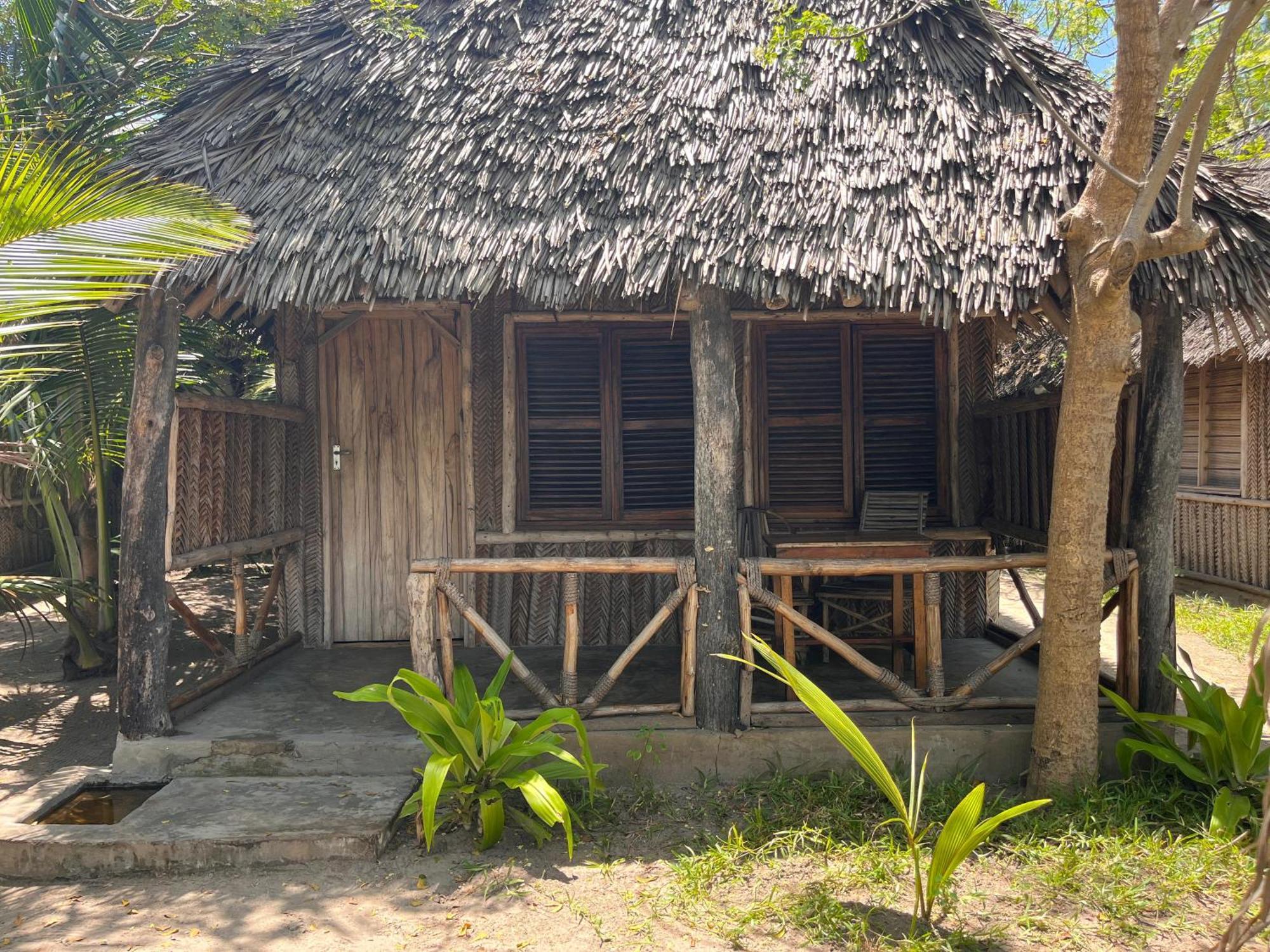 Ushongo Beach Bandas Pangani Exterior photo